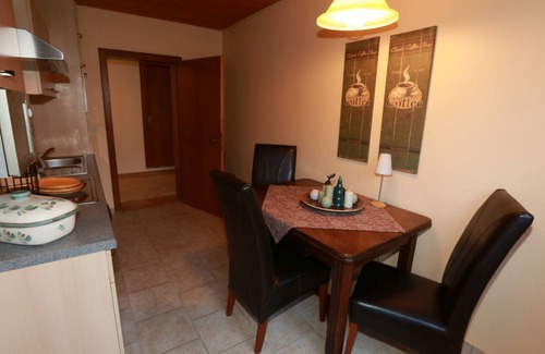 Kickenbach Apartment | Apartment 'Kebben' with Shared Terrace, Shared Garden and Wi-Fi