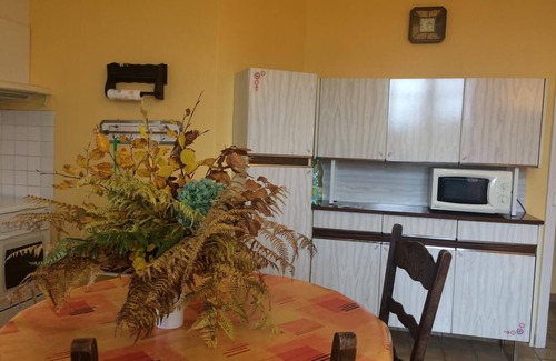 Le Soulie Apartment | Apartment 'L'école' with Mountain View and Private Garden