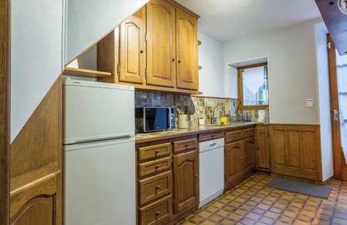 La Chapelle-Blanche Apartment | Apartment 'La Magnanerie' with Mountain View, Private Garden and Wi-Fi