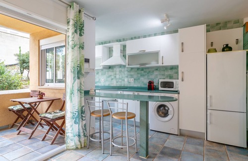 Cabo de las Huertas Apartment | Apartment "La Casita del Faro" with Sea View, Terrace & Wi-Fi