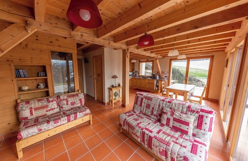 Montagnole Cottage | Apartment 'La Grange Aux Ecureuils 4 Pers' with Mountain View, Private Terrace and Private Garden