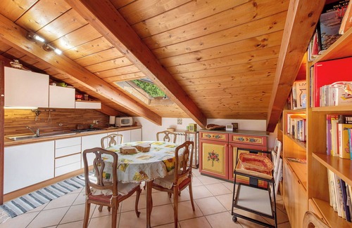 Varazze House | Apartment 'La Liguria Tra Gli Ulivi 2' with Mountain View, Wi-Fi and Air Conditioning