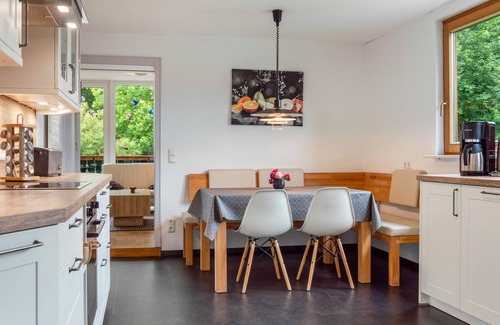 Neudrossenfeld Apartment | Apartment 'Landlust' with Shared Terrace, Shared Garden and Wi-Fi