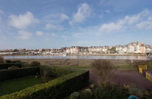 Port Guillaume Apartment | Apartment Le Belvédère by Interhome