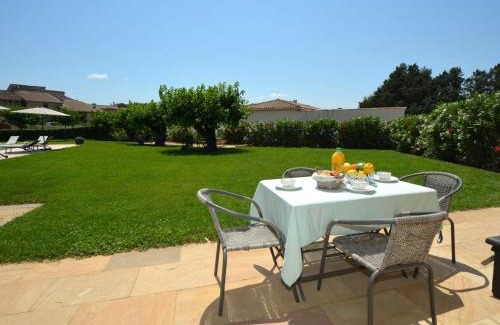 Saint-Denis Apartment | Apartment Le Mas des Trois Anges-3 by Interhome