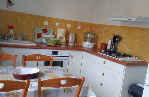 Le Vigan Apartment | Apartment 'Le Vigan' with Shared Garden and Wi-Fi