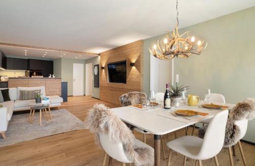 Davos Apartment | Apartment Lenza by Interhome