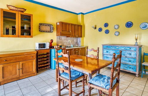 Pietrauta Apartment | Apartment 'Merlot, 4' with Private Garden and Wi-Fi