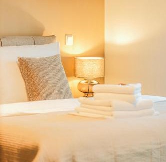 Bad Ems Apartment | Apartment mit 3 Schlafzimmern, 2 Badezimmern, Aufzug, Balkone, 6 Personen