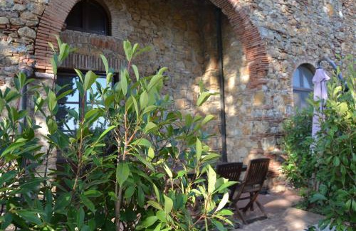 Casalappi Apartment | Apartment Mit Offenem Schlafboden Und Garten