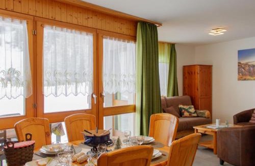 Noveli Apartment | Apartment Mont-Fort-4 by Interhome