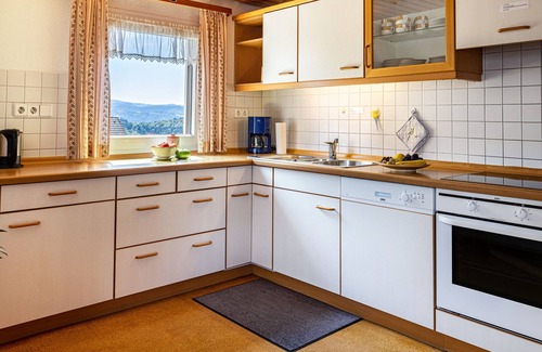 Sankt Maergen Apartment | Apartment 'Möst' with Mountain View, Shared Garden and Wi-Fi
