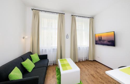 Prague 7 Apartment | Apartment near city centre with parking place