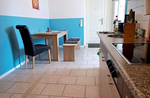 Borna Apartment | Apartment near Harthsee - Leipziger Neuseenland, small garden, bicycle storage room,