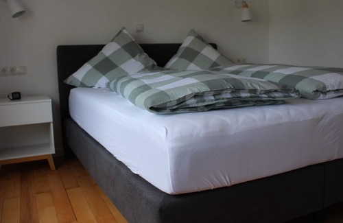 Pellenz Apartment | Apartment near the city in Andernach