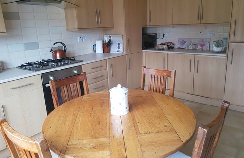 Southport Apartment | Apartment near the lake and beach(1)