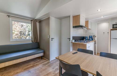 Vaulnaveys-le-Bas RV Rental | Apartment 'Nest 29 N°25' with Mountain View, Wi-Fi and Air Conditioning