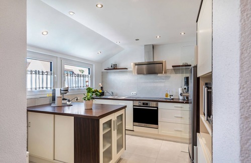 Marienthal Apartment | Apartment 'New Look' with Mountain View, Balcony and Wi-Fi