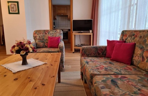Ettal Apartment | Apartment No. 2 (2 beds.) - Landhaus Eduard Heigl