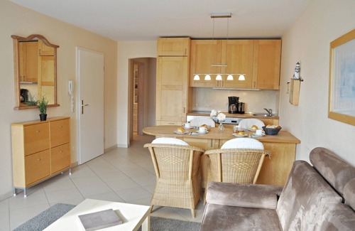 Probstei Apartment | Apartment no. 9 with balcony in the Kapitänshaus apartment house in Laboe