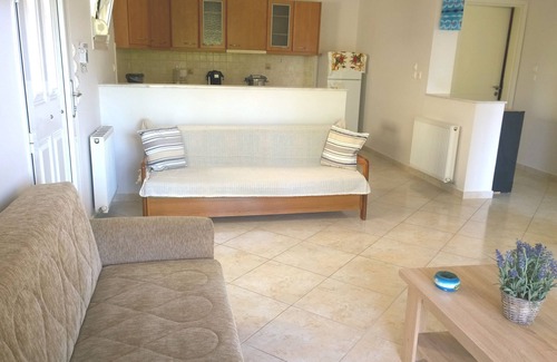 Koskinou Apartment | Apartment of 80sqm built in 2006 on the villa's ground floor .