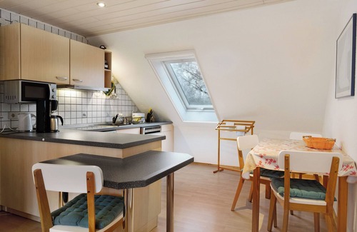 Offenbuttel Apartment | Apartment 'Offenbüttel' with Private Terrace, Shared Garden and Wi-Fi