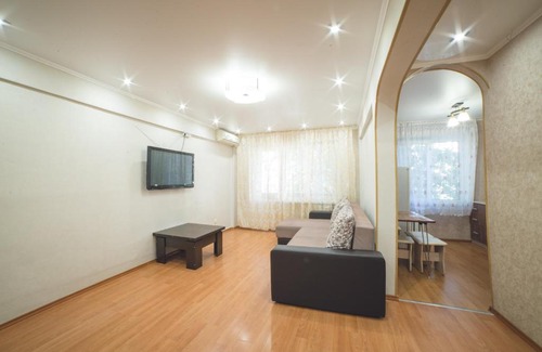 Leninskiy rayon Apartment | Apartment on Savushkina 22