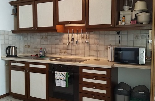Goeppingen Apartment | Apartment on the ground floor with sunny south-facing balcony near Barbarossa-Therme and center