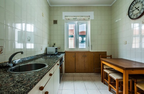 Santona Apartment | Apartment on the Santoña promenade, a few meters from the port and beach. WIFI