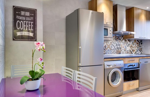 Barrio de Jesus Apartment | Apartment only 5 minutes from Basilica del Pilar with option of garage.