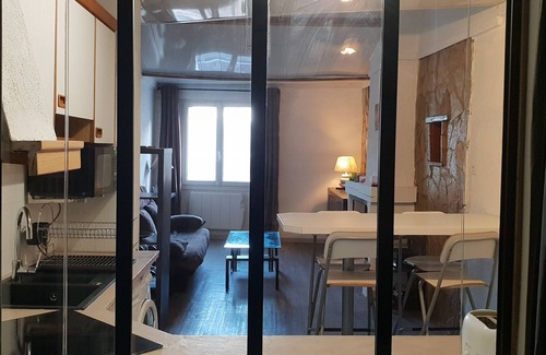 Les Grands Carmes Apartment | Apartment panier vieux port