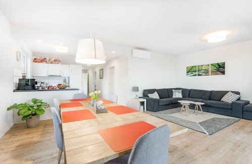 Nickenich Apartment | Apartment panoramic view DG 90 m²