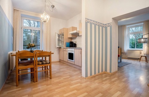 Muritz Apartment | Apartment 'Parkblick' with Shared Garden and Wi-Fi