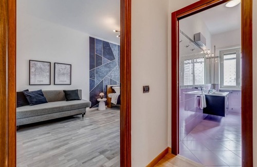 Pigneto Villa | Apartment Pigneto - Three Bedroom Villa, Sleeps 9