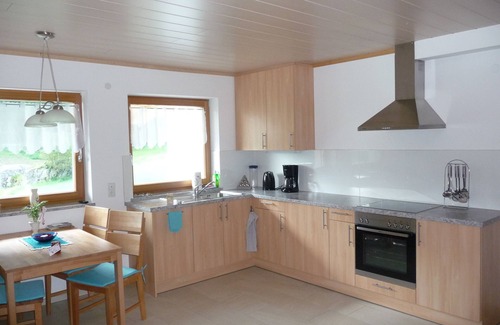 Martello Apartment | Apartment 'Pirchahof Wasserfall' with Mountain View, Shared Terrace and Wi-Fi