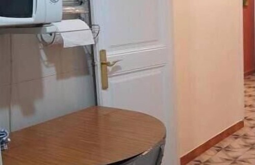 Tremp Apartment | Apartment 'Pis Romàntic A Tremp' with Balcony, Wi-Fi and Air Conditioning
