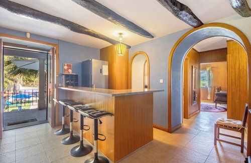 Esposade Apartment | Apartment 'Porto Douro - 1' with Shared Pool, Shared Terrace and Wi-Fi
