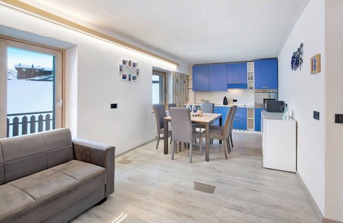 Trepalle Apartment | Apartment 'Presot' with Mountain View, Shared Garden & Wi-Fi