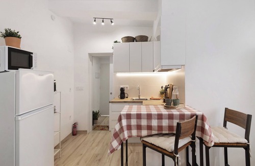 Sant Celoni Apartment | Apartment Privat Sant Celoni Montseny Barcelona with Balcony and Wi-Fi.