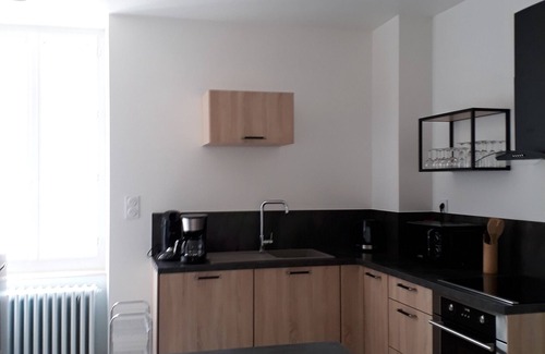 Luzenac Apartment | Apartment 'Pyrénées-Ariégeoises' with Mountain View, Shared Garden and Wi-Fi