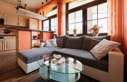 Bad Schlema Apartment | Apartment "Rex" - Quiet location in a beautiful setting