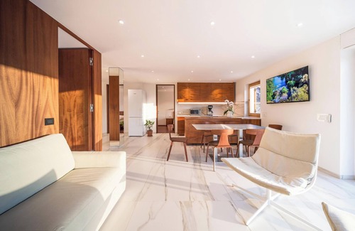 Selva di Val Gardena Apartment | Apartment "Ronch" with Mountain View, Garden, Terrace & Wi-Fi