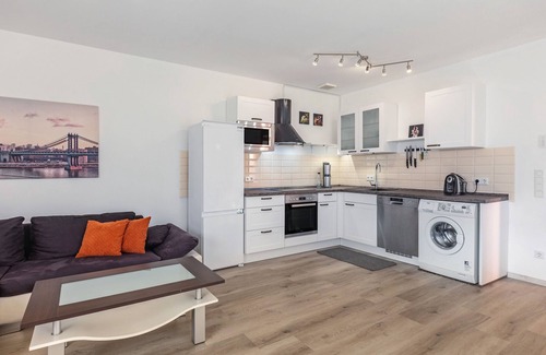 Flieden Apartment | Apartment 'Schöne 2 Zimmer Flieden' with Wi-Fi