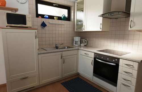 Staudernheim Apartment | Apartment Schappert - apartment/apartment, shower, toilet