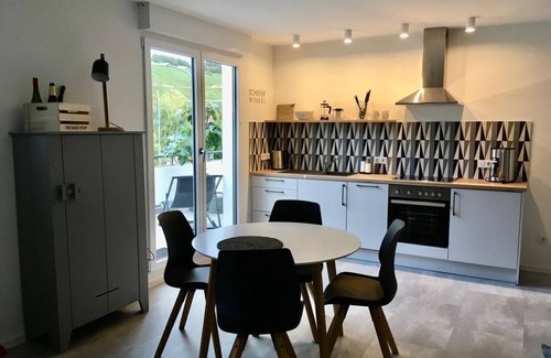 Trittenheim Bed & Breakfast | Apartment "Schiefer Winkel" - Claes Weinquartier