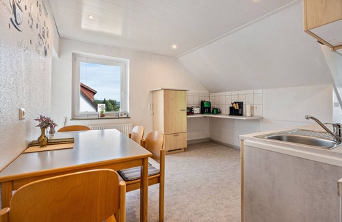 Salzhemmendorf Apartment | Apartment 'Schöner Ith Blick' with Mountain View, Balcony and Wi-Fi