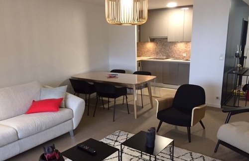 Dinard Apartment | Apartment sea view near promenade clair de lune center