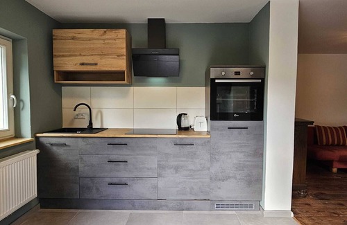 Drosedow Apartment | Apartment 'Seenahes Idyll' with Private Terrace, Private Garden and Wi-Fi