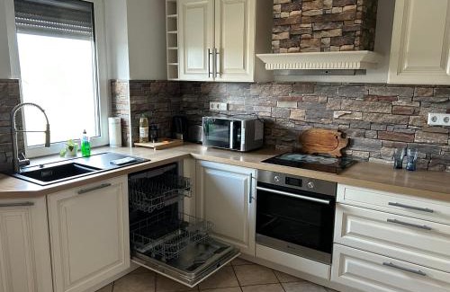 Mittelbach Apartment | Apartment Sonnenblick in Mittelbach Chemnitz- Voll ausgestattet, ruhig und zentral wohnen