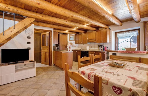 Morgex Apartment | Apartment 'Sopra' with Balcony and Wi-Fi